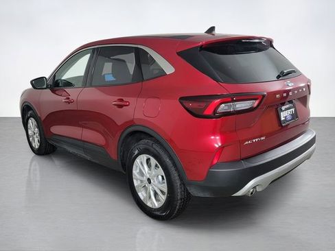 Certified 2023 Ford Escape Active AWD/4WD image 5