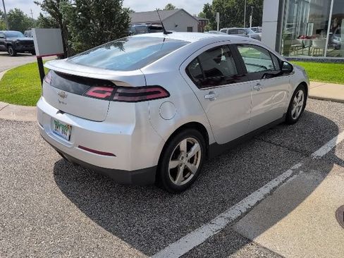 Used 2014 Chevrolet Volt FWD image 6