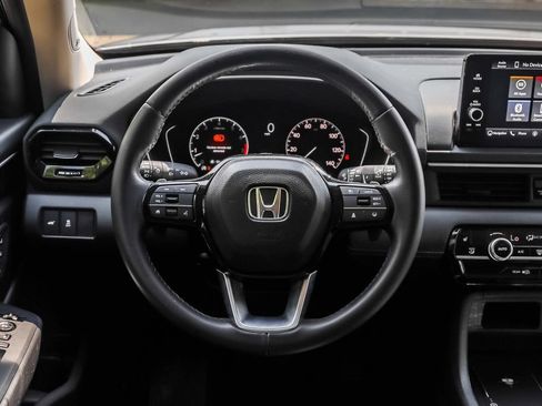 Used 2023 Honda Pilot Touring image 28