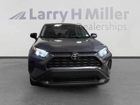 Certified 2025 Toyota RAV4 LE AWD/4WD image 8