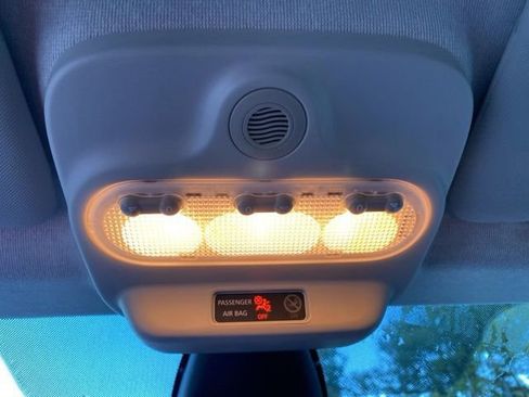 Used 2017 smart fortwo electric drive image 32