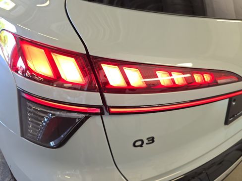 New 2026 Audi Q3 quattro 2.0T AWD/4WD image 33