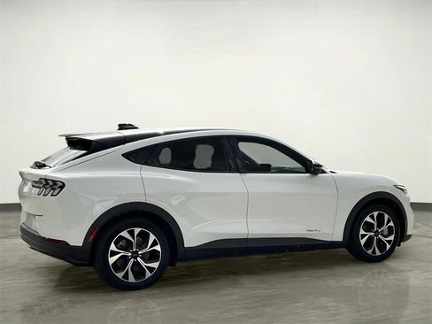 Used 2025 Ford Mustang Mach-E Select image 10