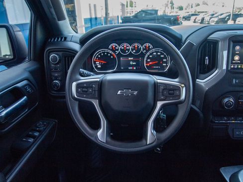 Used 2022 Chevrolet Silverado 1500 Custom Trail Boss w/ Safety Confidence Package AWD/4WD image 20