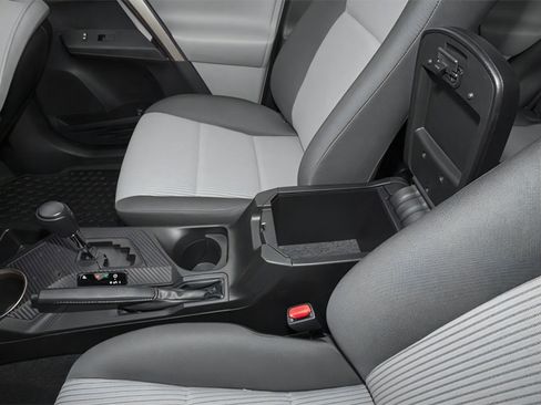 Used 2014 Toyota RAV4 XLE AWD/4WD image 12