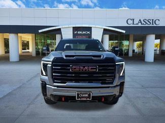 Used 2025 GMC Sierra 2500 AT4 AWD/4WD video 2