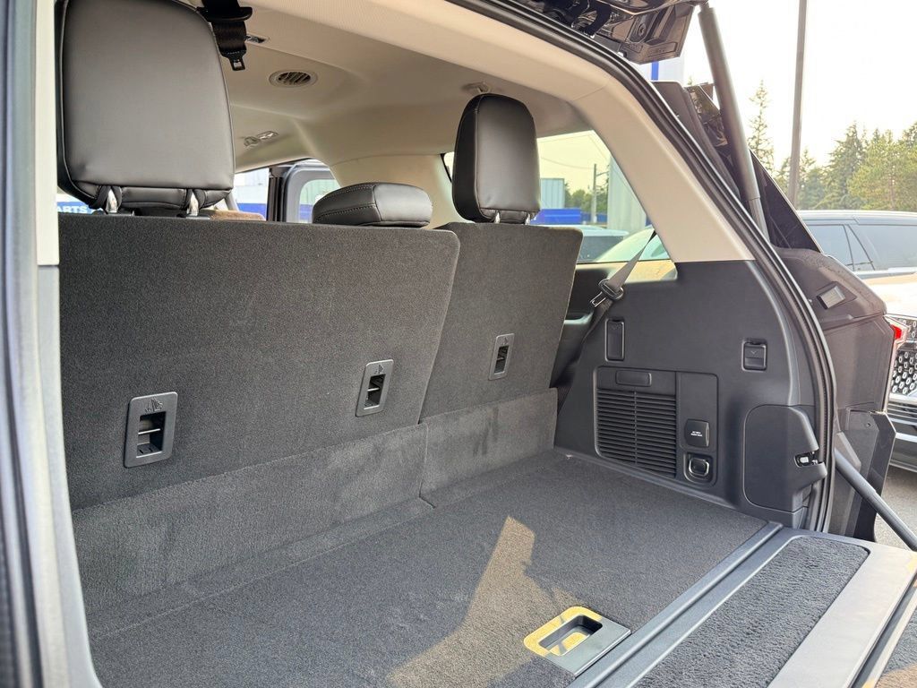 New 2027 Lincoln Navigator Premiere AWD/4WD image 28