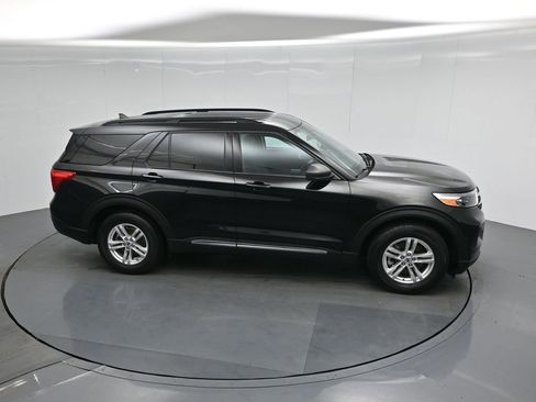 Certified 2023 Ford Explorer XLT RWD image 51