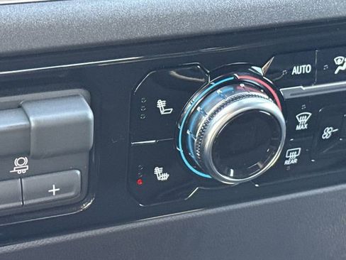 New 2026 GMC Sierra 1500 SLE image 21