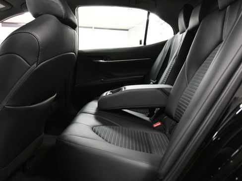 Certified 2024 Toyota Camry SE image 19