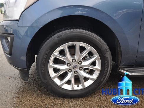 Used 2020 Ford Expedition XLT w/ Equipment Group 202A RWD image 9