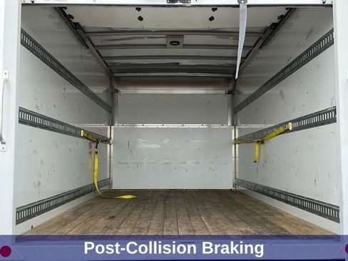 Used 2024 Ford E-450 and Econoline 450 Super Duty w/ Driver's Safety Package RWD image 14