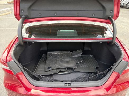 Used 2021 Toyota Camry LE w/ Convenience Package image 25