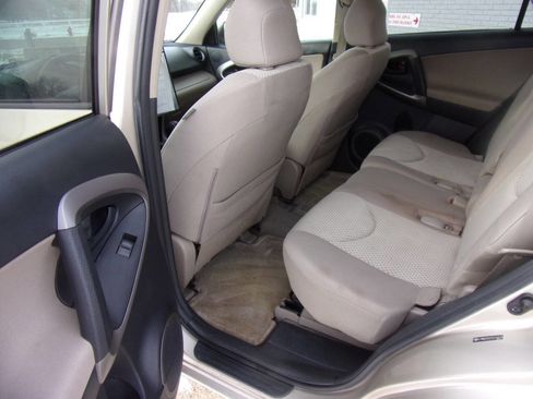 Used 2007 Toyota RAV4 4WD w/ 3rd Row image 3