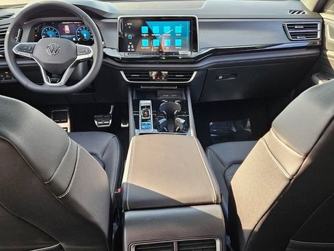 New 2026 Volkswagen Atlas Cross Sport SEL R-Line image 8