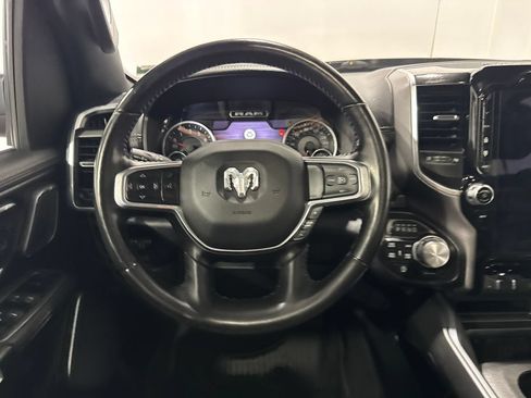 Used 2022 RAM 1500 Laramie AWD/4WD image 5