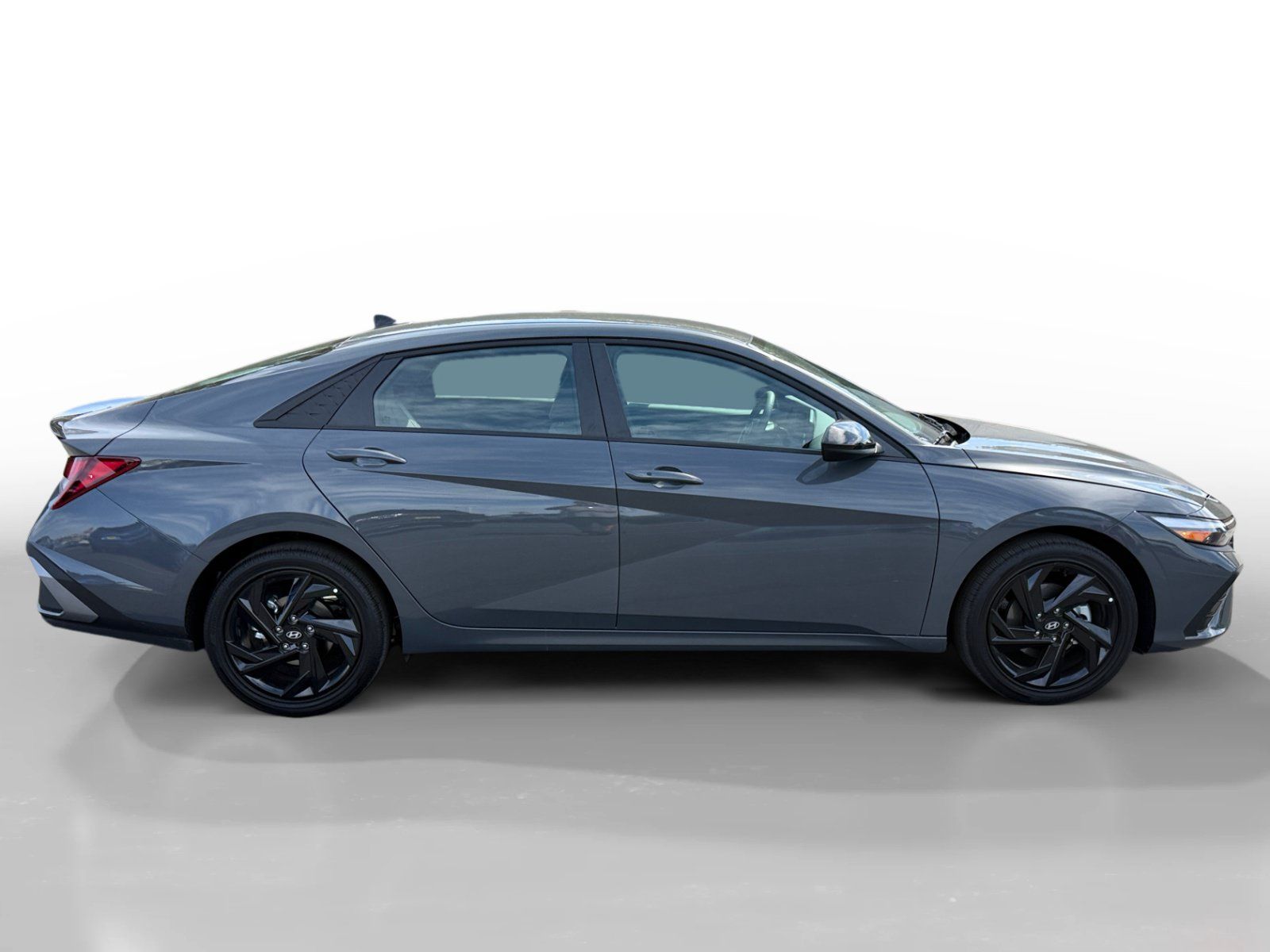 Certified 2026 Hyundai Elantra Sport FWD image 6