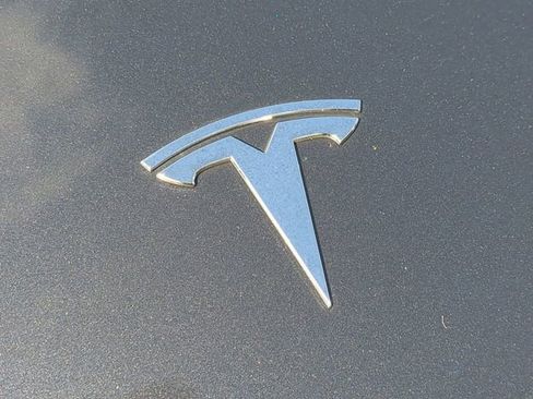 Used 2023 Tesla Model 3 Performance image 13