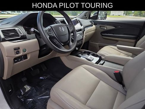 Used 2018 Honda Pilot Touring image 26