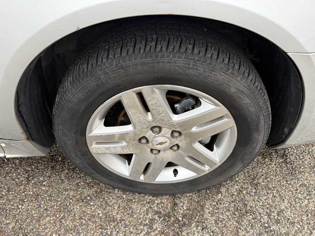 Used 2012 Chevrolet Impala LT w/ LT Sunroof Package FWD image 7