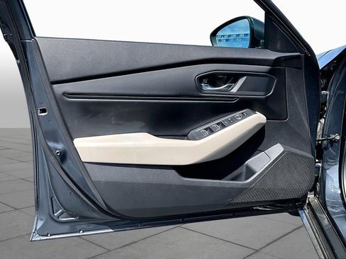 Used 2023 Honda Accord EX image 25