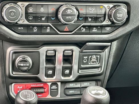 New 2025 Jeep Wrangler Willys image 20