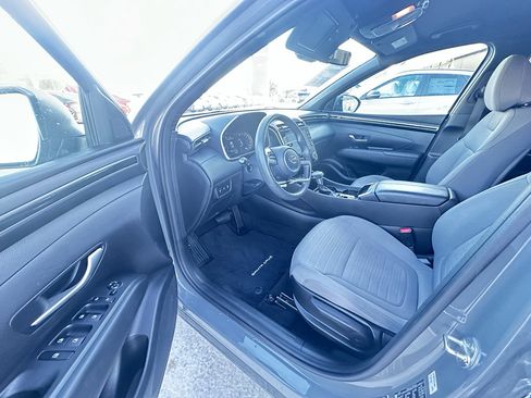 Used 2023 Hyundai Santa Cruz SE image 9