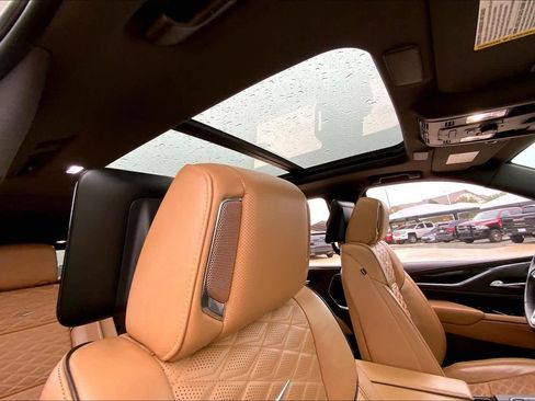 Used 2021 Cadillac Escalade Sport w/ Driver Assist Tech Package image 13