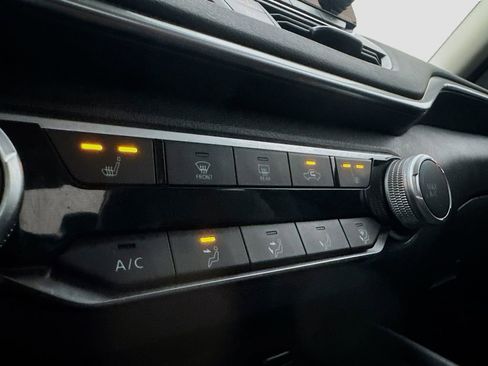 Used 2021 Nissan Altima 2.5 SR w/ SR Premium Package AWD/4WD image 23