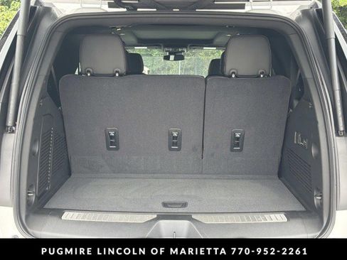 Used 2024 GMC Yukon AT4 w/ AT4 Premium Plus Package AWD/4WD image 18