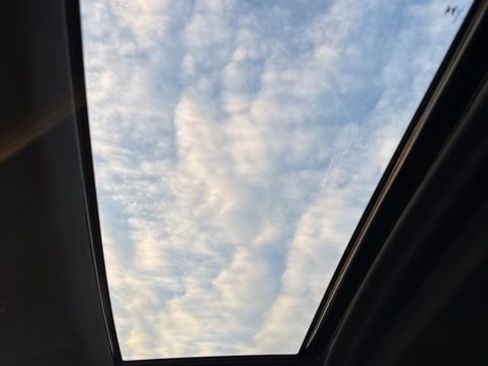 Certified 2024 GMC Sierra 1500 AT4X image 17