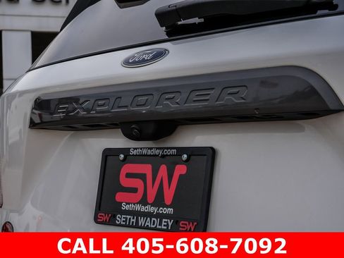 Used 2023 Ford Explorer XLT w/ Equipment Group 202A RWD image 49