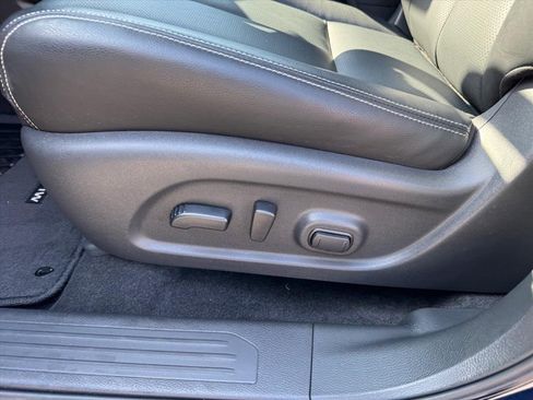 Used 2024 Nissan Murano SL image 16