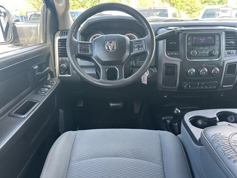 Used 2018 RAM 2500 Tradesman w/ Chrome Appearance Group AWD/4WD image 20