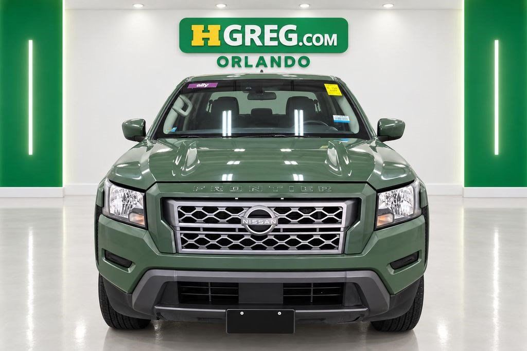 Used 2023 Nissan Frontier SV w/ Tow Package RWD image 7