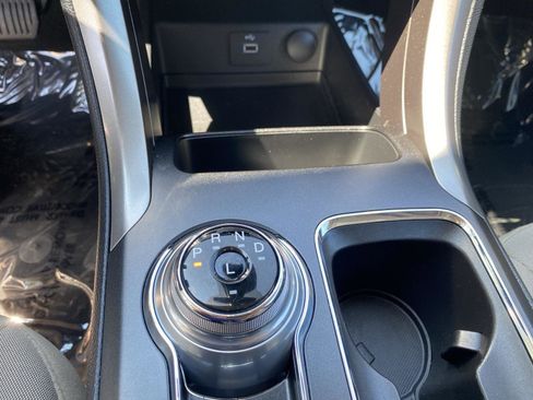 Used 2019 Ford Fusion S image 18