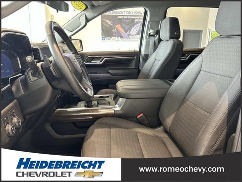 Used 2023 Chevrolet Silverado 1500 RST w/ Convenience Package II AWD/4WD image 13
