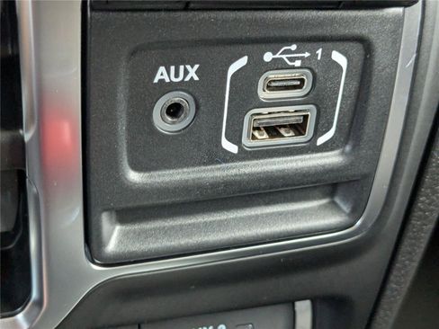 New 2025 Jeep Gladiator Mojave w/ Steel Bumper Group image 19