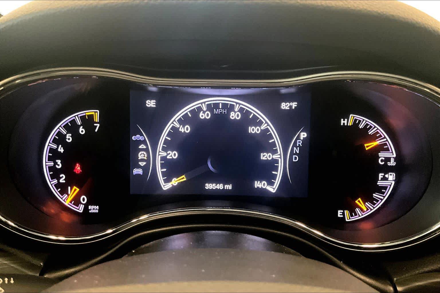 Used 2019 Jeep Grand Cherokee Limited w/ Luxury Group II RWD image 24