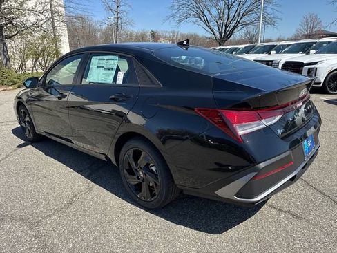New 2026 Hyundai Elantra Sport FWD image 11