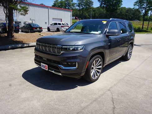 Used 2022 Jeep Grand Wagoneer Series II w/ Convenience Group III AWD/4WD image 25