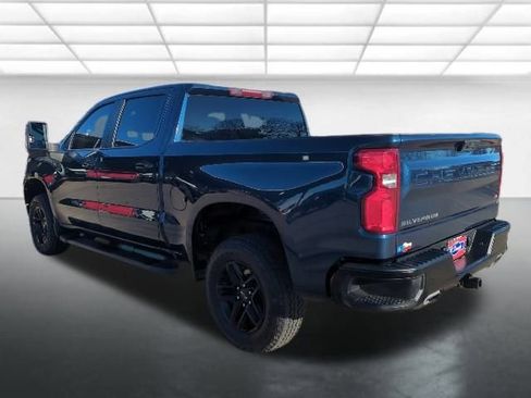 Used 2022 Chevrolet Silverado 1500 LT Trail Boss image 2