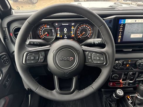 New 2026 Jeep Gladiator Rubicon AWD/4WD image 18