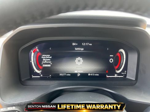 Certified 2022 Nissan Rogue Platinum w/ Head-Up Display Package FWD image 15