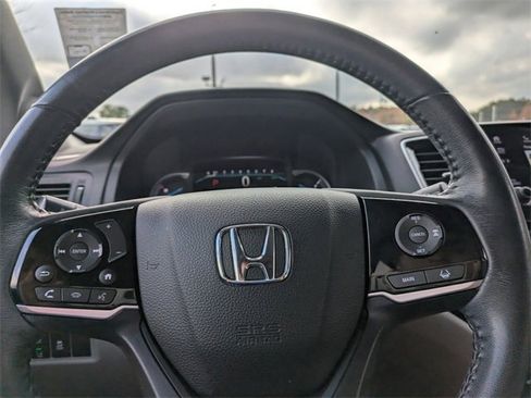 Used 2022 Honda Pilot Touring image 32