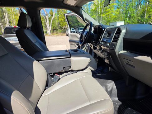 Used 2022 Ford F250 XL w/ Power Equipment Group AWD/4WD image 24