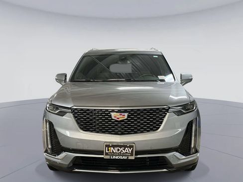 Used 2025 Cadillac XT6 Premium Luxury AWD/4WD image 8