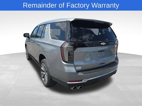 Used 2025 Chevrolet Tahoe High Country AWD/4WD image 4