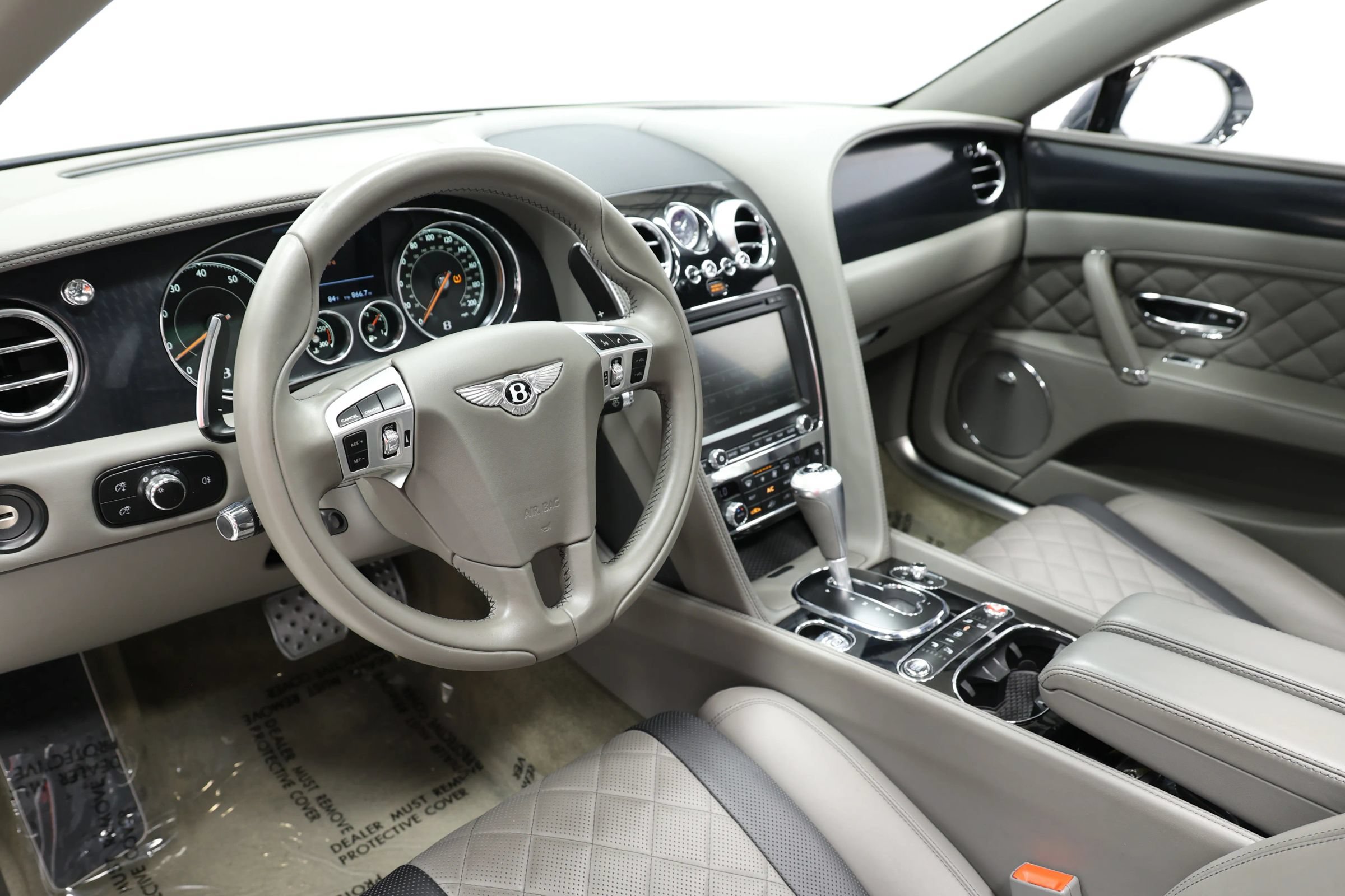 Used 2018 Bentley Flying Spur S W12 AWD/4WD image 2