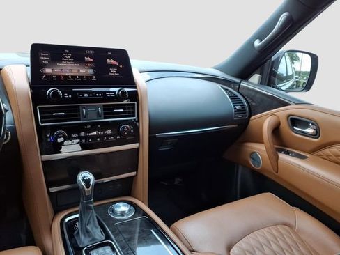 Certified 2024 INFINITI QX80 Sensory w/ Cargo Package AWD/4WD image 36